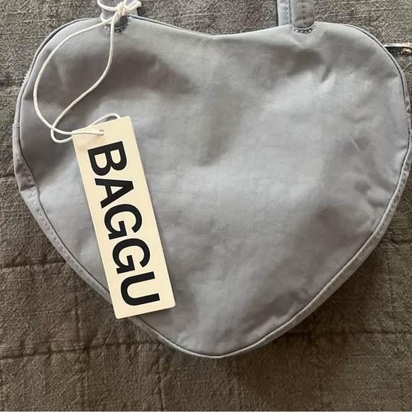 Baggu Heart Shoulder Bag in Mist NWT - Picture 2 of 5